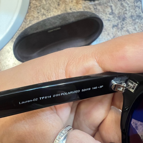 New sunglasses Tom ford with tags box original - Picture 3 of 6